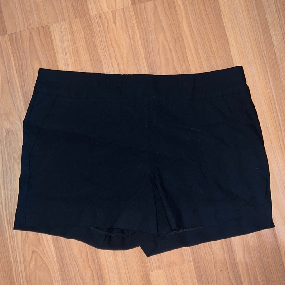 NWOT! Black dress shorts!